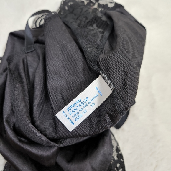 Vintage Black Lace Bodysuit - Picture 8 of 9